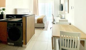 Spontaneous Sea View and High floor Studio Apartment