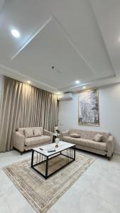 ريست تايم للشقق المخدومه - Rest Time