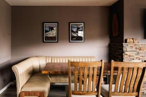 Choice Condo - Walk to Gondola - Sleeps 7!