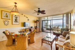 Beach Chairs and Steps to Sand! Lahaina Resort Condo