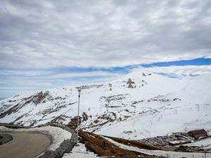 HOM I SKI OUT 4PAX Edif Licancabur Valle Nevado 206A