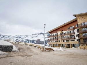 HOM I SKI OUT 4PAX Edif Licancabur Valle Nevado 206A