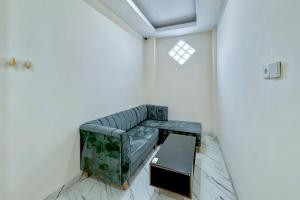 Urbanview Olive Near Graha Saba Buana Surakarta