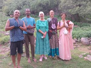 RADHA APARTMENTS Stay