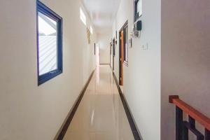 RedDoorz Syariah near RS Bhayangkara Gayamsari Semarang