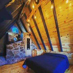 Black Birds Cabins Creel