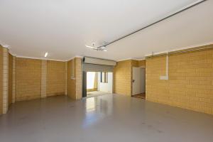 5 O Clock Somewhere - Beachside Retreat