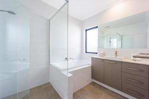 5 O Clock Somewhere - Beachside Retreat