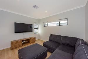 5 O Clock Somewhere - Beachside Retreat