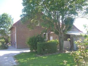 Maisons de vacances Gite au calme a Esquelbecq avec jardin clos et equipements modernes, ideal en famille ou entre amis - FR-1-510-48 : photos des chambres