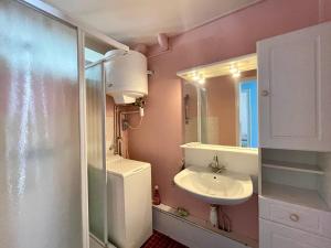 Rez-de-chaussée à 200m du bord de mer, 1 chambre, terrasse - FR-1-231-342