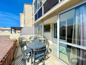 Appartements Rez-de-chaussee a 200m du bord de mer, 1 chambre, terrasse - FR-1-231-342 : photos des chambres