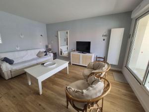 Appartements Appartement cosy avec terrasse pres de la mer, 4 pers, parking - FR-1-672-41 : Appartement