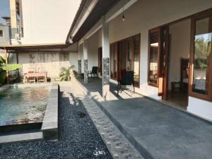 Bengkel Villa - Kedungu