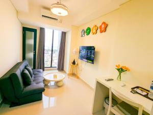 Lovina 12-01 at Pollux Habbie