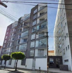 Soleado Dúplex de 2 Dormitorios en Sopocachi Cerca del Teleférico