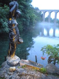 Appartements Appartement a FONTAINE DE VAUCLUSE : photos des chambres