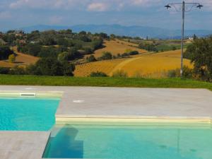 Farmhouse in Tuscany with Pool and Hill Views