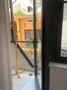 Hoang Hoa Tham Apartment