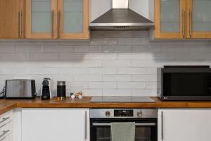 Salt and Stone Modern Pearl Beach Stay 2 Mins to Ocean