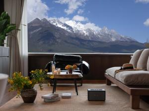 Qíng Shān Yuè Panorama Design Resort Villa Jade Dragon White Sand Lijiang