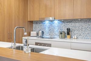 Modern 2BR near The Gabba & BBQ