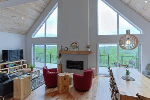Chalet Neuf Avec Spa - Horizon Des Coteaux