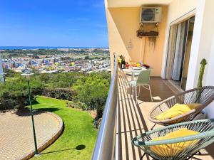 Azure Heaven by BeCherish