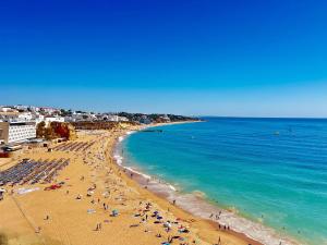 OceanView Apartment by BeCherish