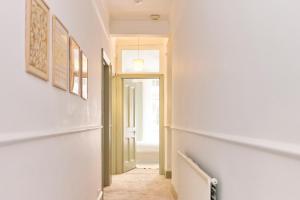 Classic Edwardian Flat near Emirates