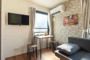 self-check in HomeNest Akihabara