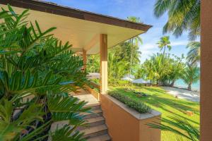 Coral Cove Beachfront Villa - Koh Chang
