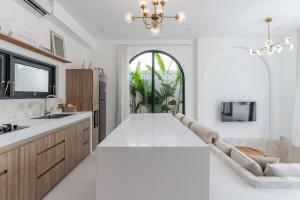 Charming 1BR Villa with Pool and Wooden Interior