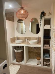 Appartements T3 equipe avec exterieur et stationnement privatifs : photos des chambres