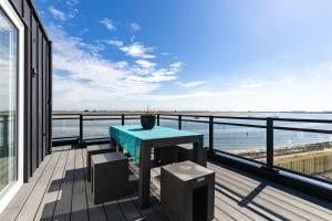 Penthouse aan het strand met royaal balkon I Nr 26 I Vista Maris