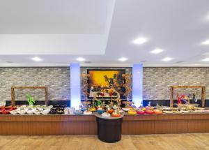 Senza Sunset Beach Hotel