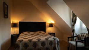 Hotels Logis Hotel L-Oree des Charmes et son restaurant L-evYdenCe : photos des chambres