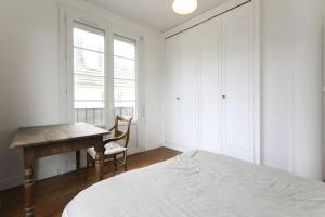 Sejours chez l'habitant Chambres meublees chez l'habitant dans appartement proche gare sncf : photos des chambres