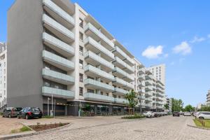 Stay at Horizon Gdańsk Apartment with Parking