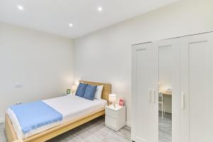 Apartamentos Catedral Palace by gaiarooms