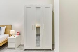 Apartamentos Catedral Palace by gaiarooms