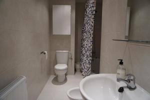 El Vino y sus Musas Clavijo