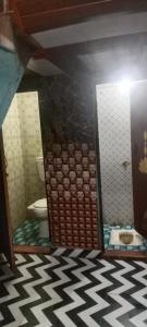 Little KANHA ji PG 10 Room82798s58346 Hotal, also taxi and Activa rent