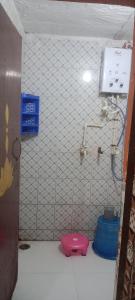 Little KANHA ji PG 10 Room82798s58346 Hotal, also taxi and Activa rent