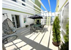 MoHost Alpine Calm - 2BR Hideaway with Panoramic Terrace