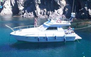 Bateaux SUNSET YACHT ROOFTOP a GOLFE JUAN : Mobile Home