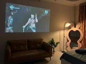 Hóng Homestay - 58 Nguyễn Khánh Toàn