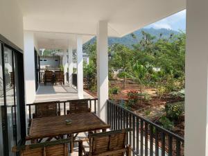 Simons Bungalows