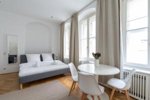 Historic Heart Apartment Vienna