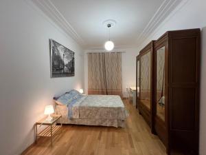 Adorable close to St Peter